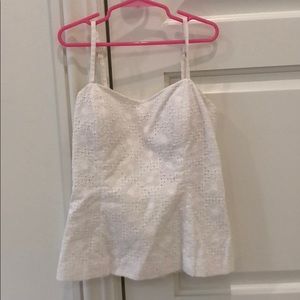 cute top!! gently worn
